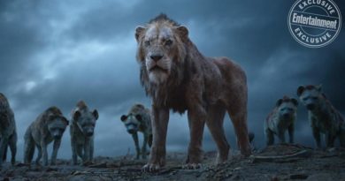 Un scène du Roi Lion avec avec le Scar, le frère de Simba, entouré des hyènes