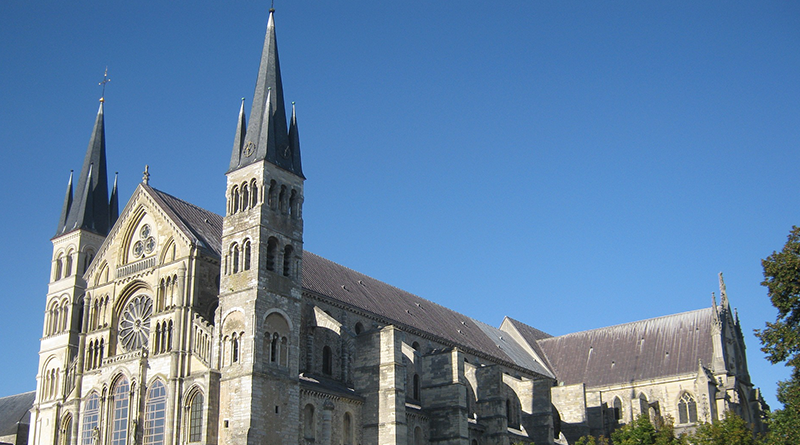 Regalia Basilique Reims